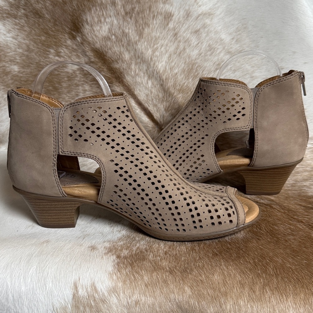 Earth Keri Taupe Size 9b B13 View 6